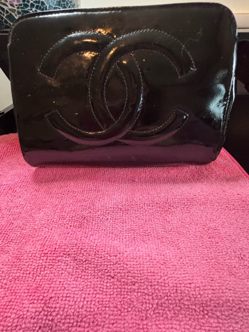 Authentic Vintage Chanel Black Patent Leather Pouch – WOC Conversion with Card - Picture 2 of 11